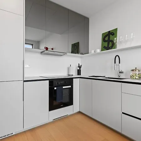 Skypark 1-bedroom On Floor 28 With Panoramic View And Parking By Skyviews شقة براتسيلافا