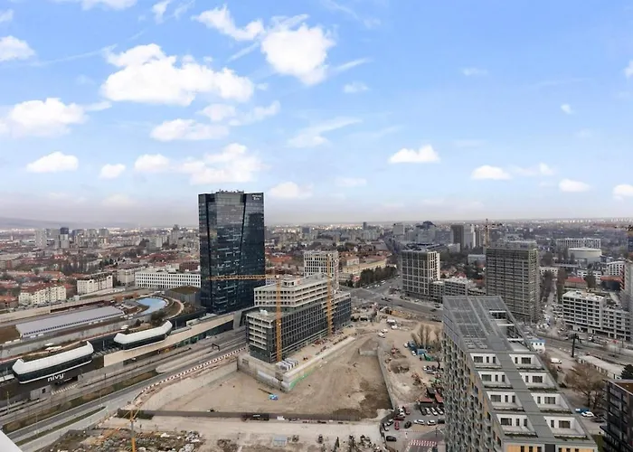 Skypark 1-bedroom On Floor 28 With Panoramic View And Parking By Skyviews Apartamento Bratislava